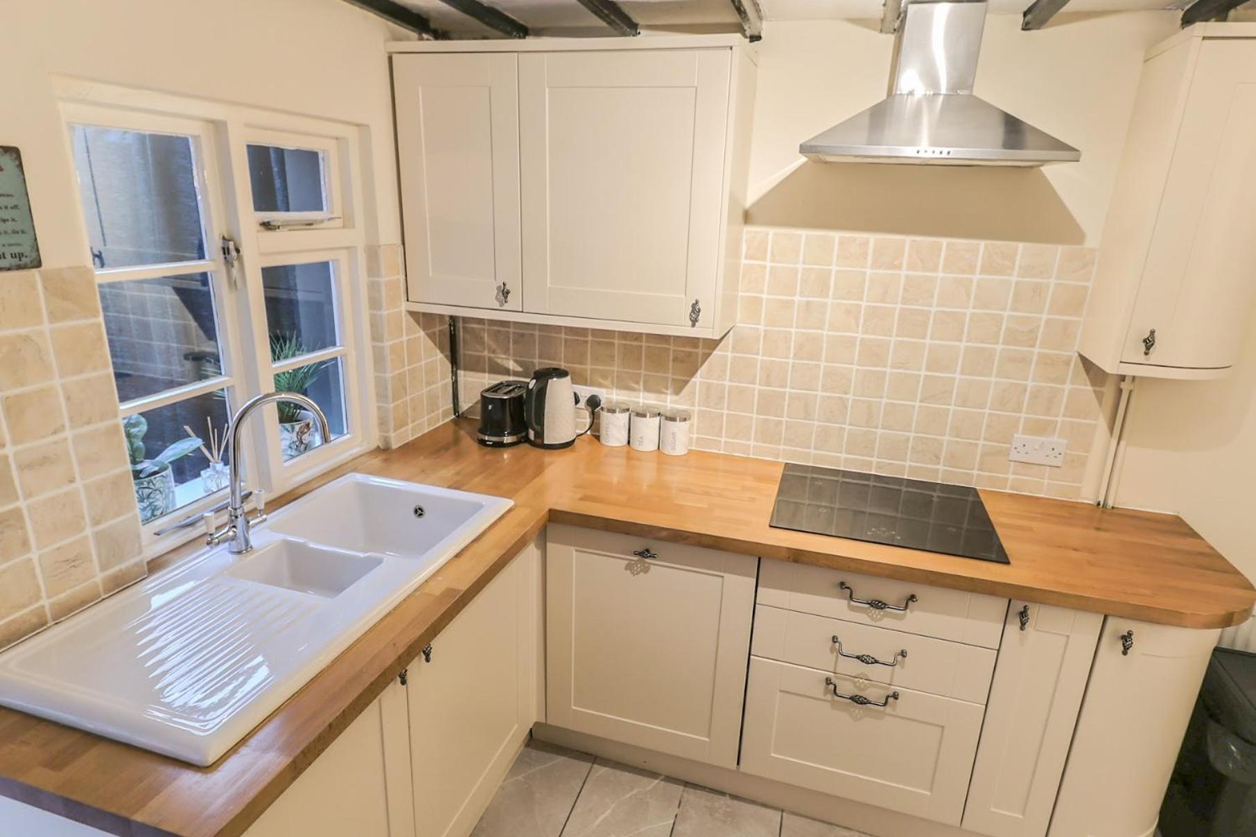 Bay Tree Cottage, Sleeps 7 Close To The Marina Burnham-on-Crouch エクステリア 写真