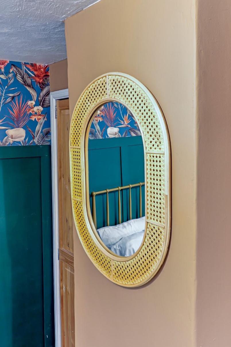 Bay Tree Cottage, Sleeps 7 Close To The Marina Burnham-on-Crouch エクステリア 写真